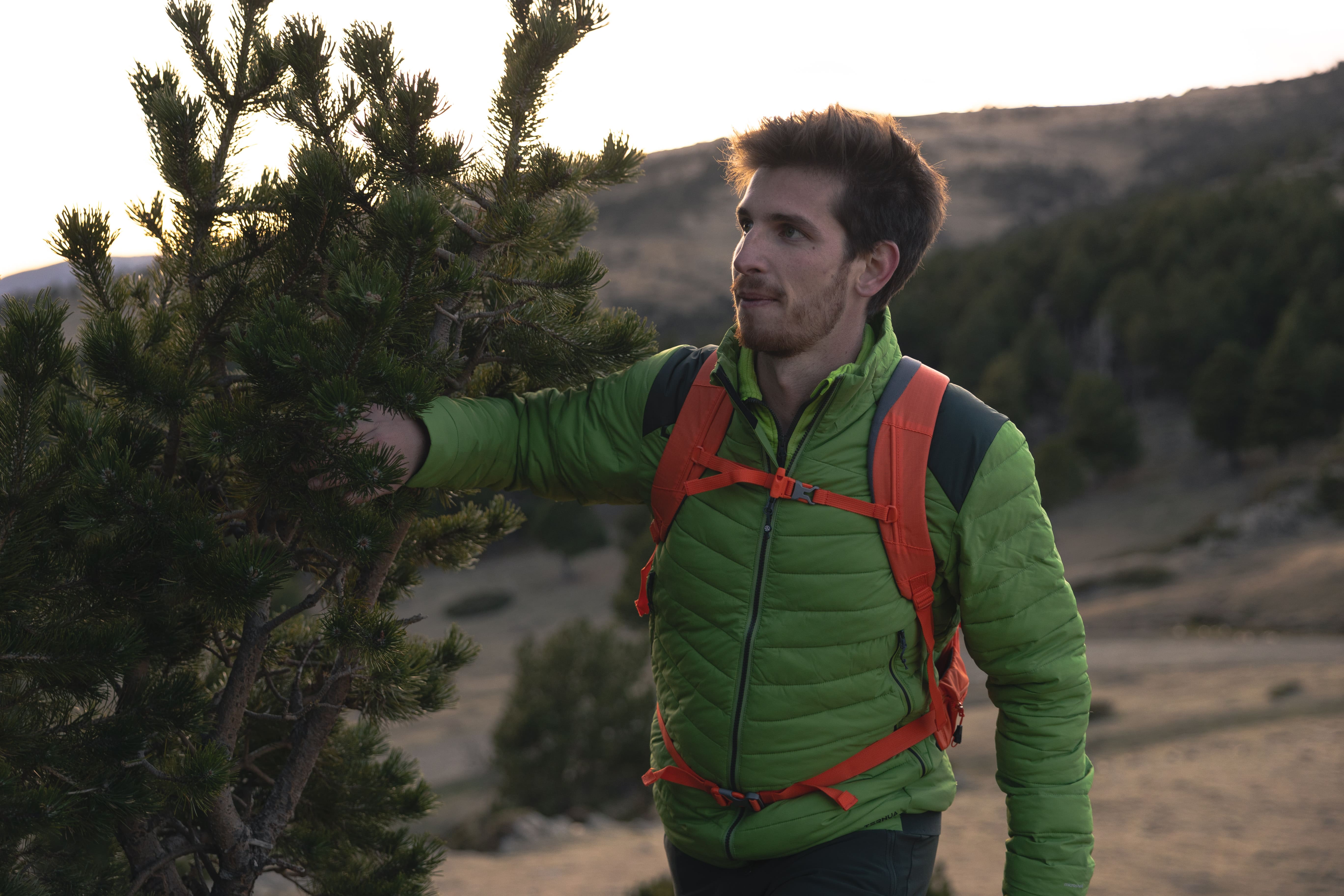 Trekking-ibilbideetarako arropa teknikoa